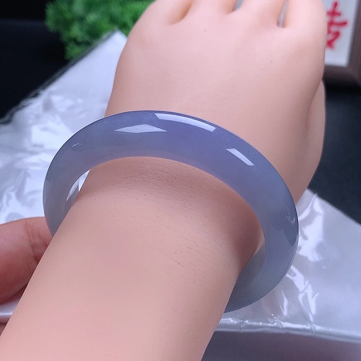 未镶嵌手镯翡翠081