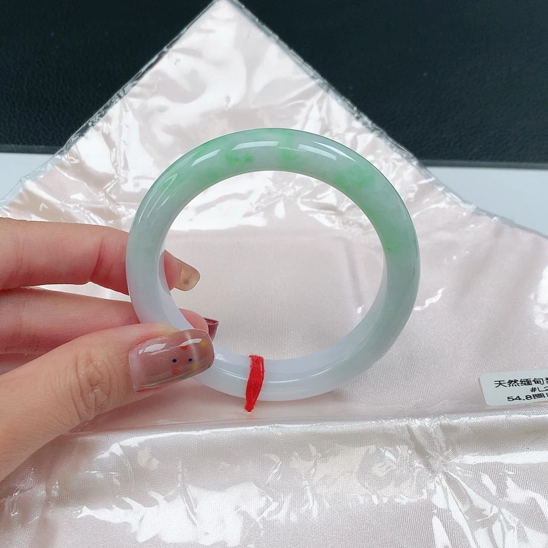 未镶嵌手镯翡翠26