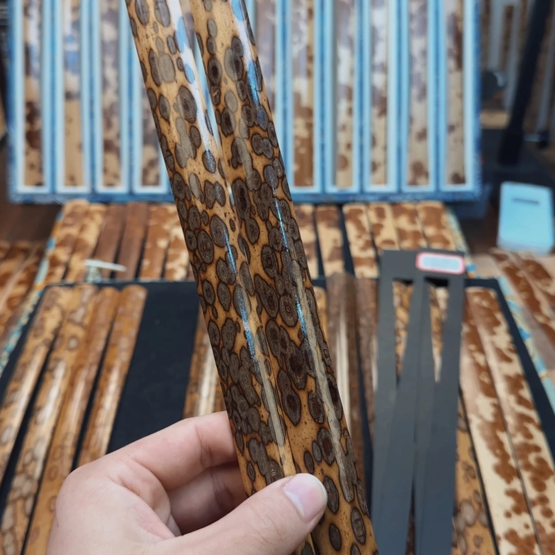 D****扇子哈哈哈哈哈哈哈哈