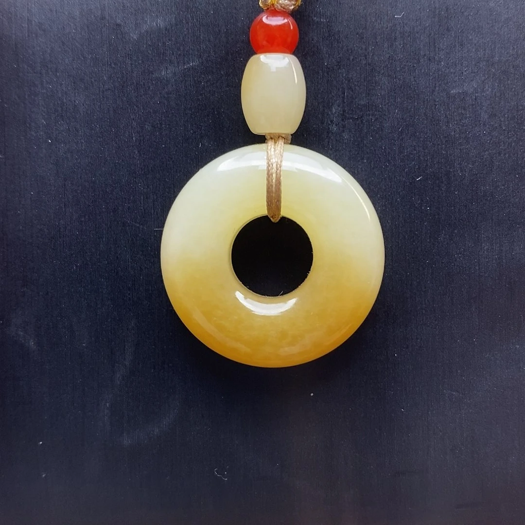 和田玉（糖玉）未镶嵌颈饰