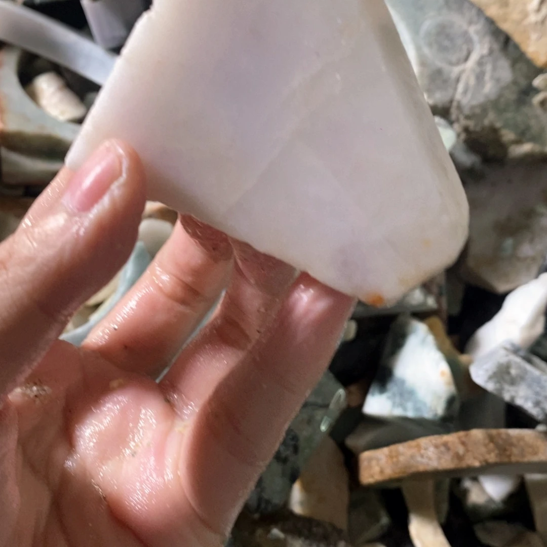 颈饰未镶嵌翡翠天然翡翠