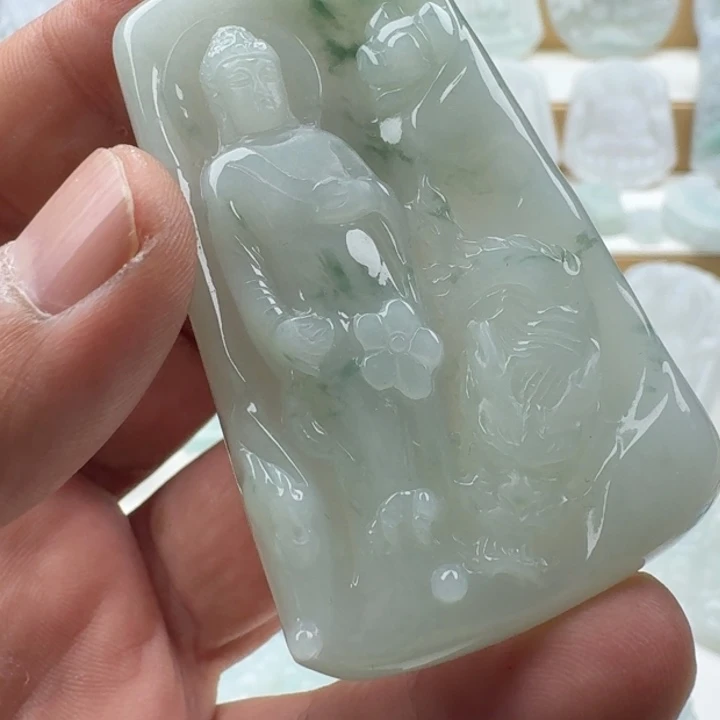 翡翠未镶嵌颈饰天然缅甸A货翡翠