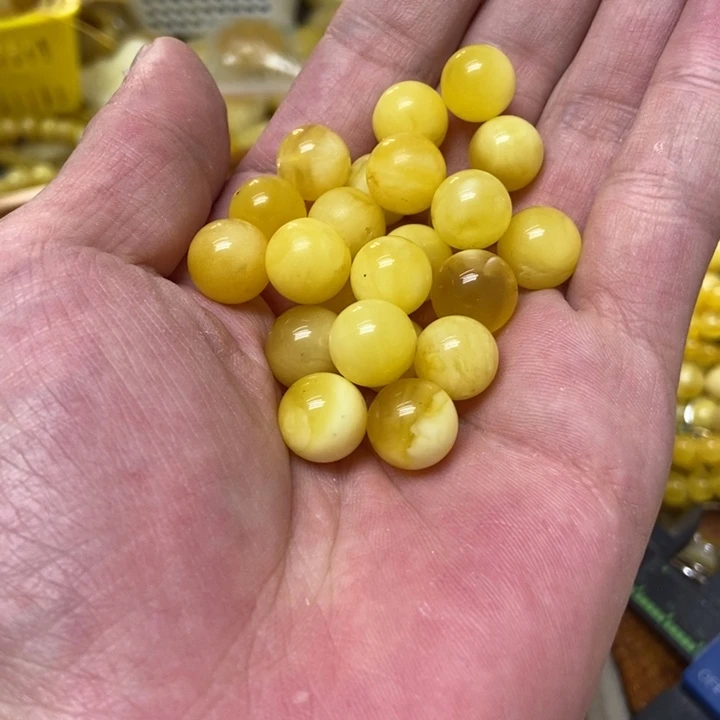 蜜蜡未镶嵌裸石多样性发货其一