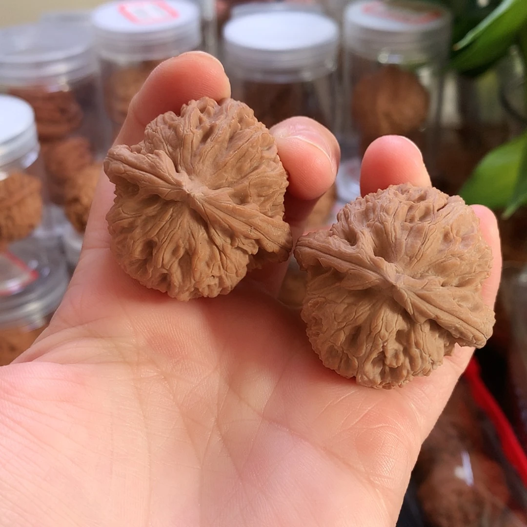 文玩核桃把件球白40
