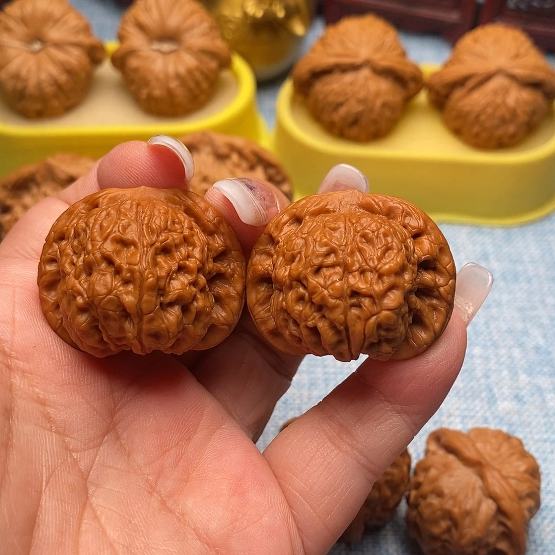 知***鱼把件文玩核桃毕业血麒麟37尺全品