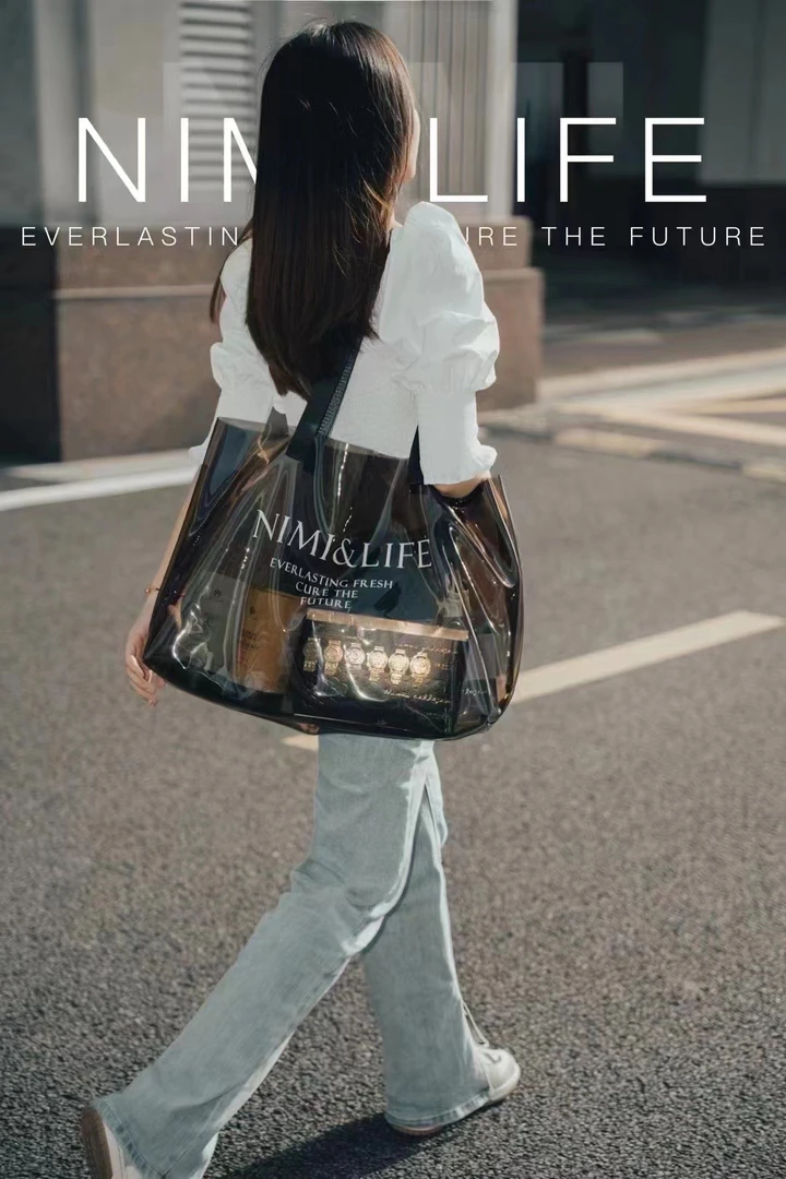 【W13 BOUTIQUE】时尚百搭沙滩托特包运动休闲防水潮流