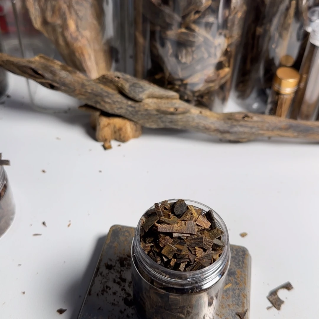 楠木汝湖沉水切片米粒50