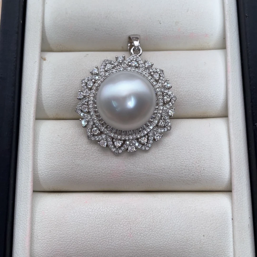 颈饰银S925镶嵌海水珍珠