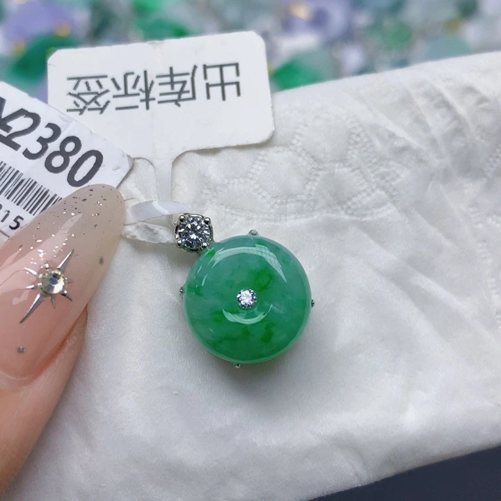 翡翠银S925镶嵌颈饰