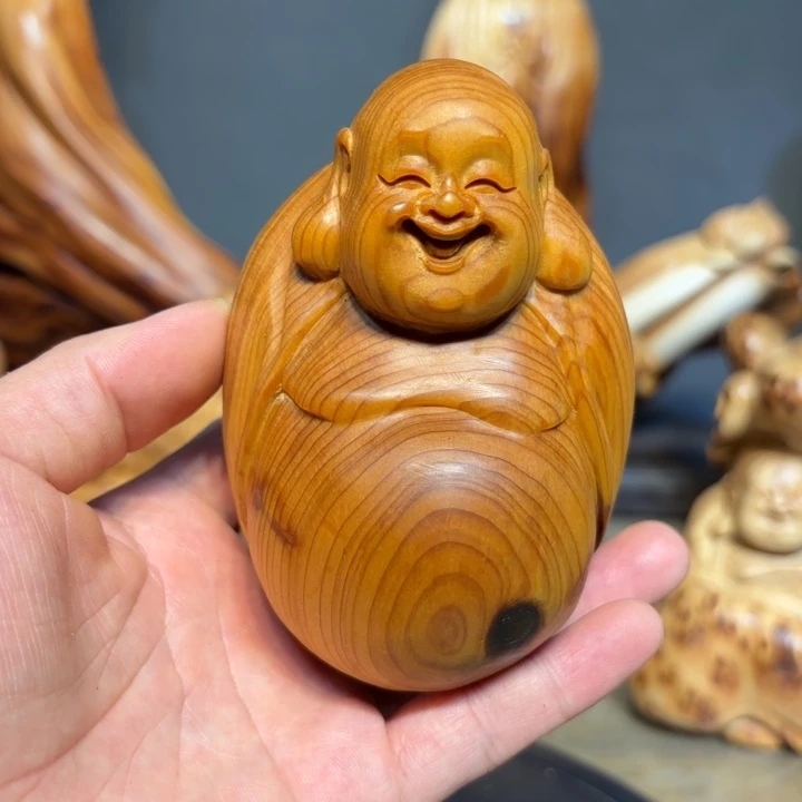 柏木（崖柏）弥勒佛题材手把件
