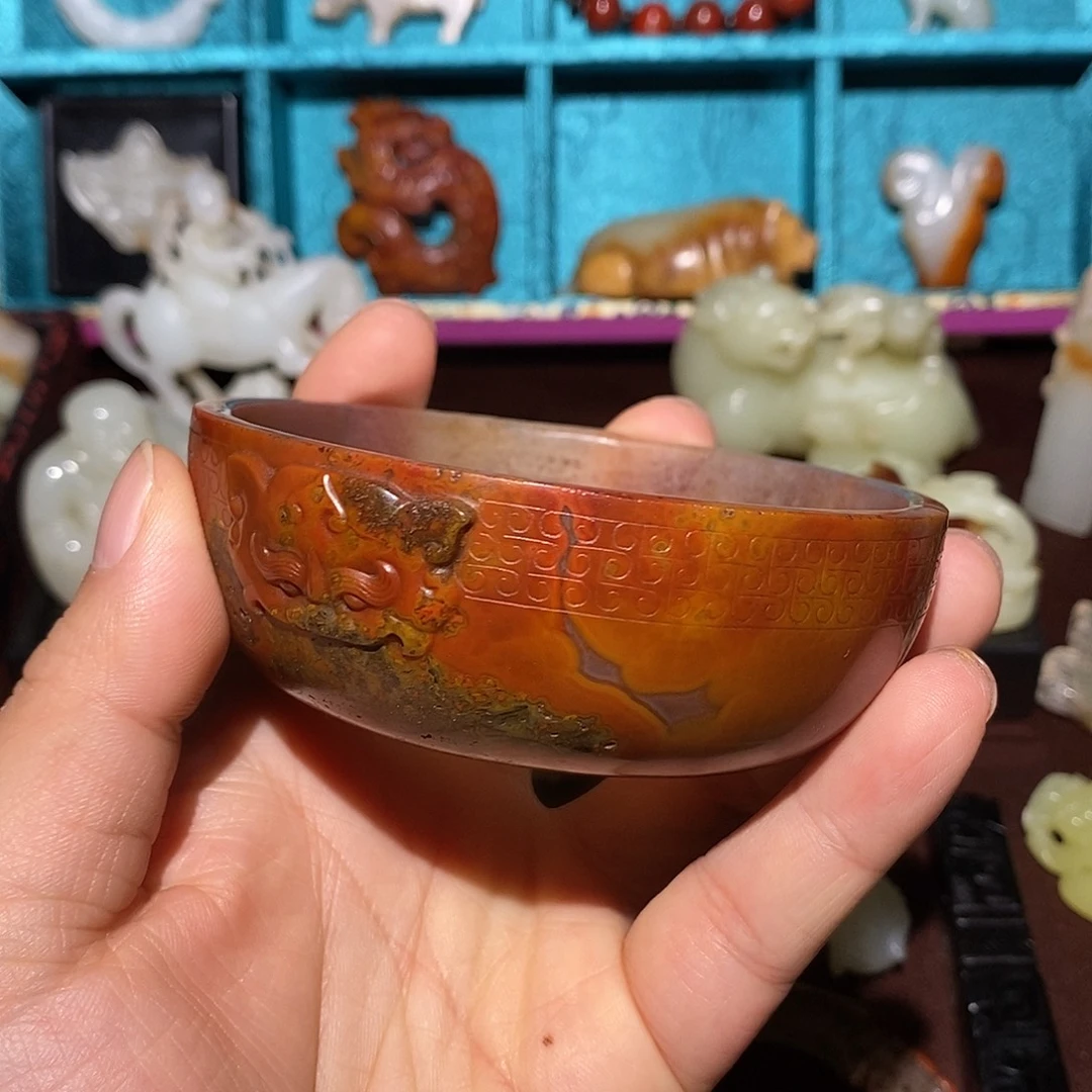 今***约和田玉未镶嵌颈饰