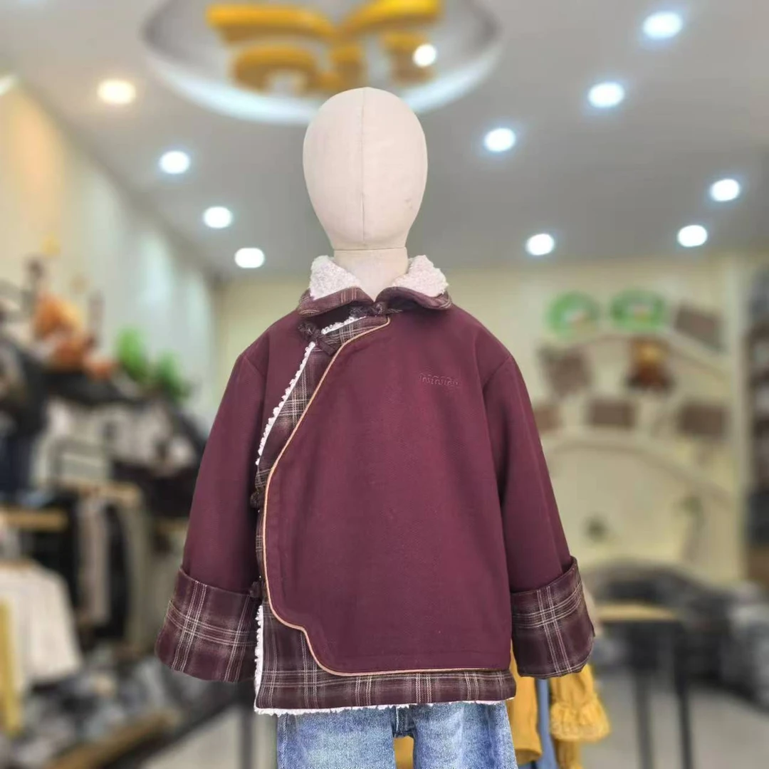 童装新款娃娃领男女同款外套