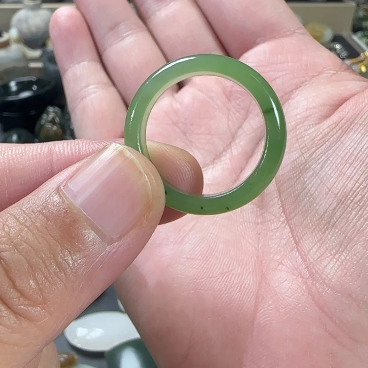 热***凉和田玉未镶嵌挂件20