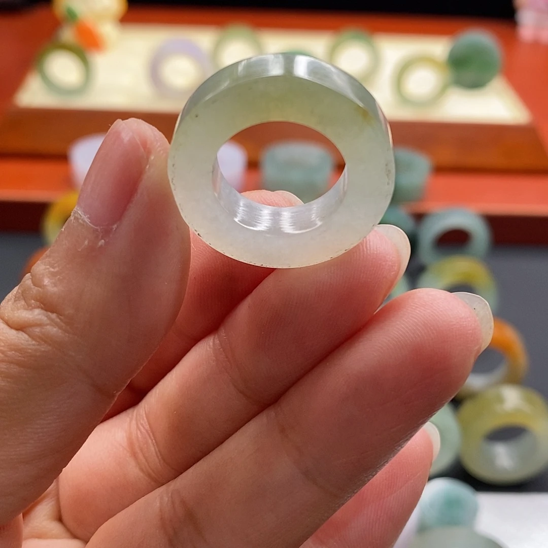 定制翡翠未镶嵌10-15圈口