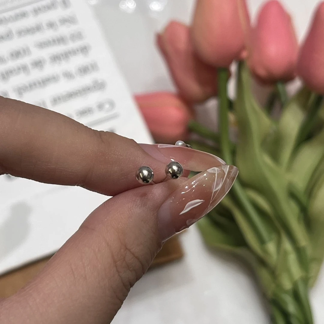 925银耳饰 简约时尚纯银耳钉