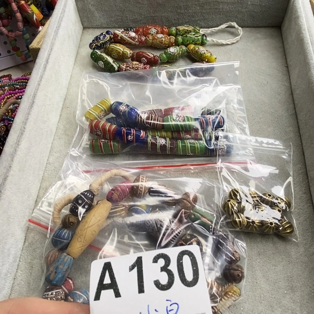 小***白琉璃颈饰A130西亚糖果 方糖 淘泥