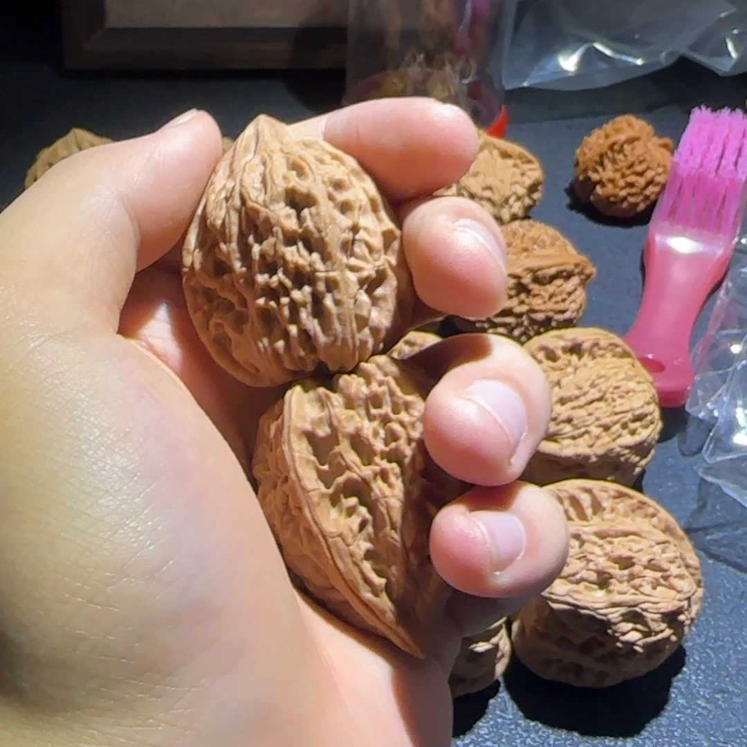 小***米文玩核桃吊坠37鸡心