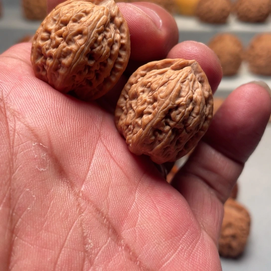 文玩核桃把件野生无名25手捻