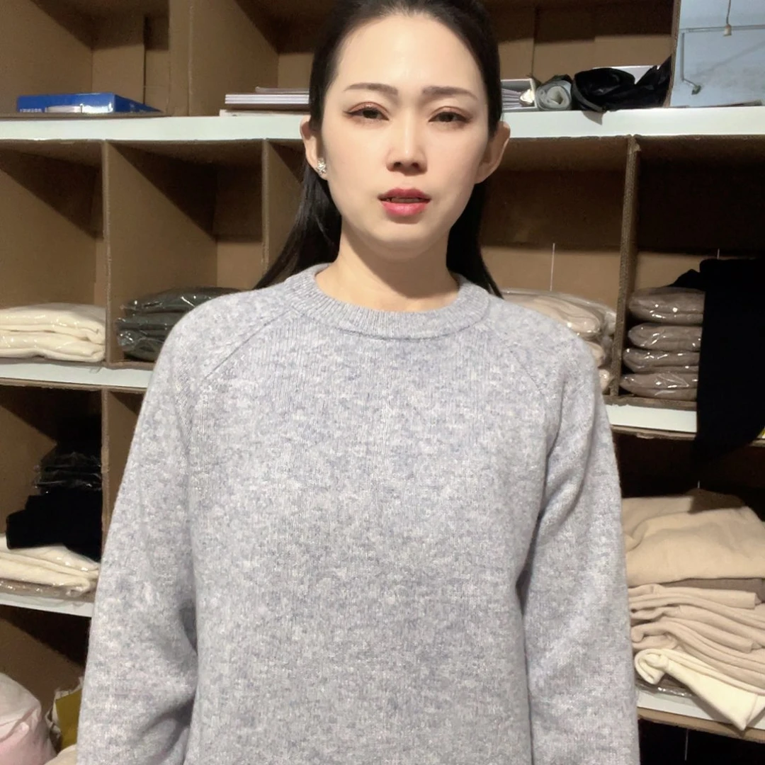 圆领灰色135斤内穿