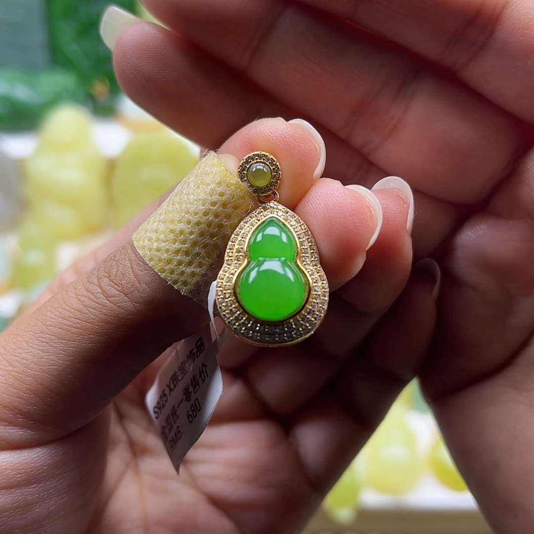 和田玉银S925镶嵌颈饰