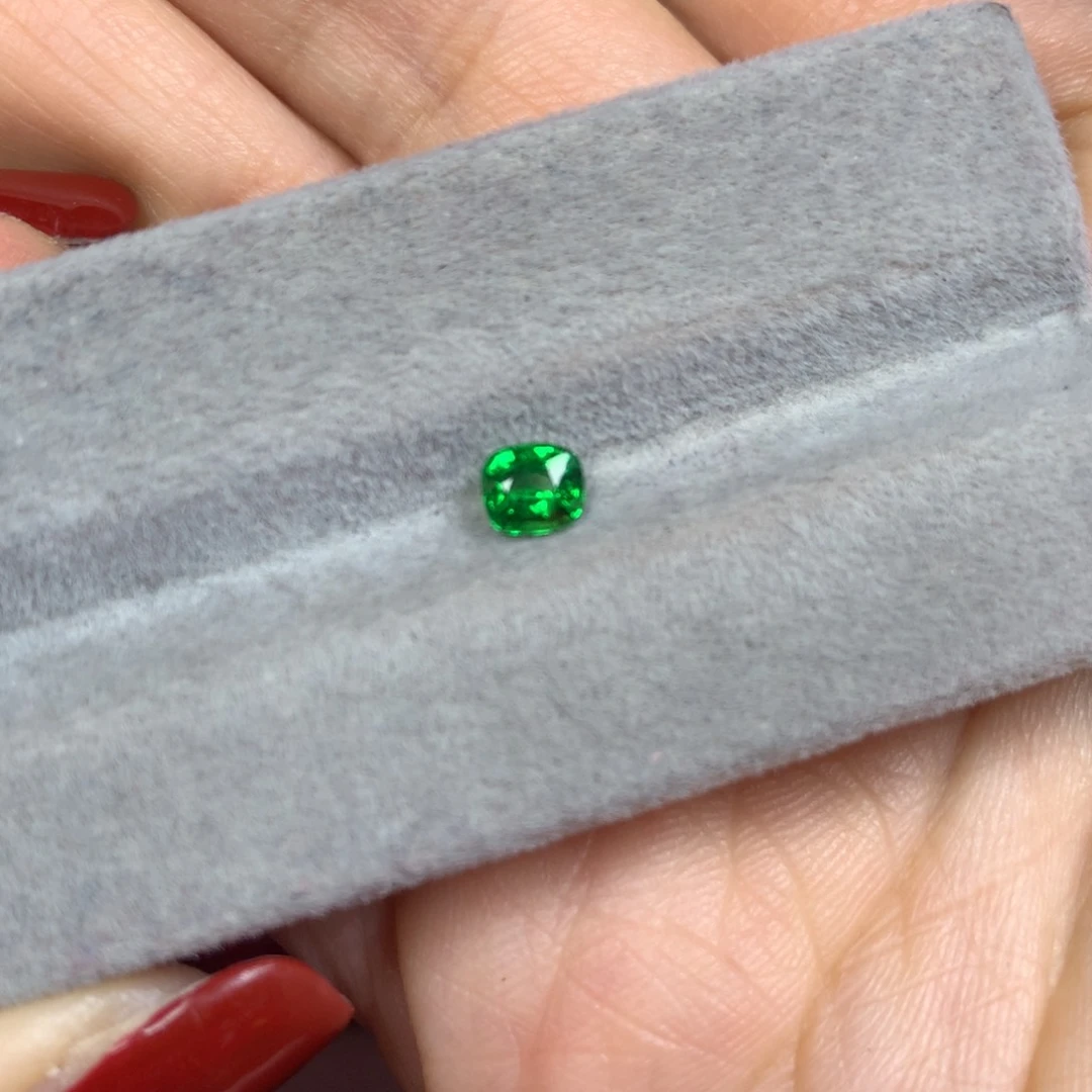 石榴石裸石未镶嵌沙弗莱