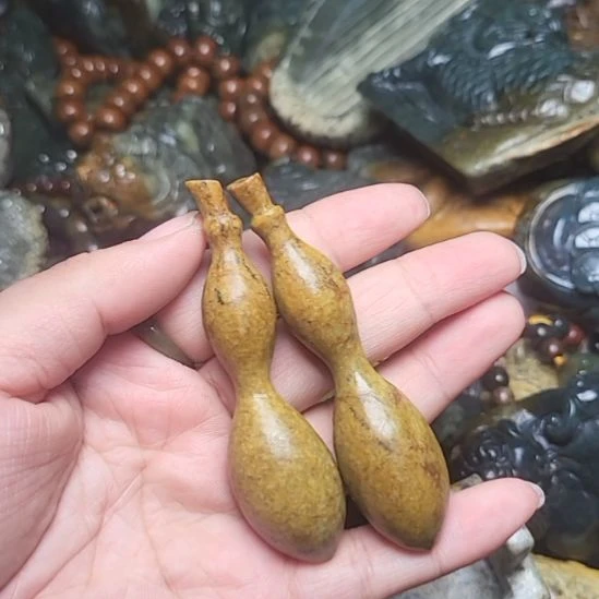 岫岩河磨玉（透闪石质玉）未镶嵌挂件
