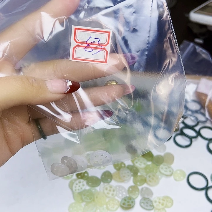 和田玉（糖玉）珠宝半成品未镶嵌芳**地