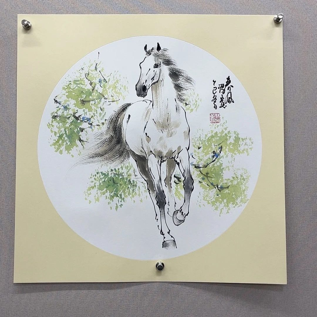 国画艺术家真人手绘