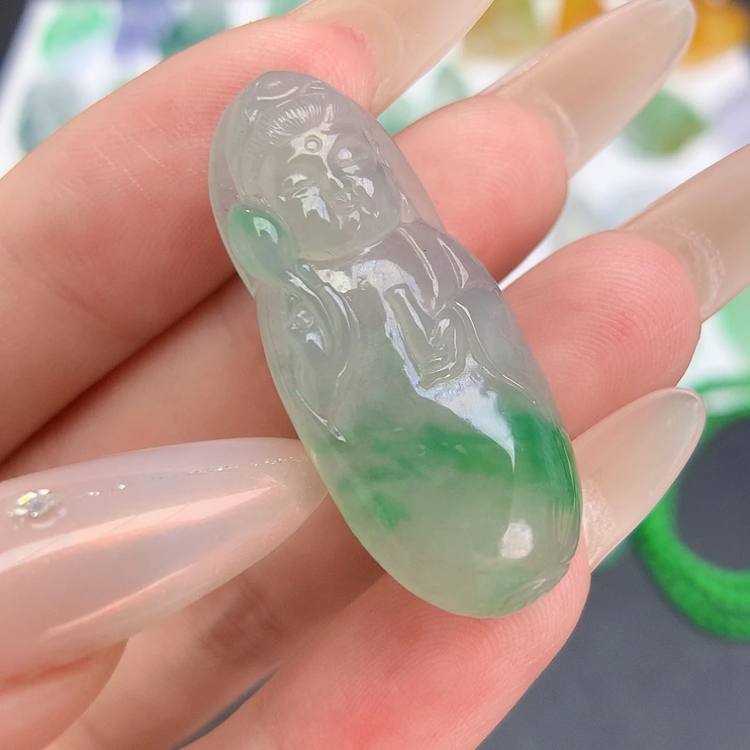 翡翠未镶嵌颈饰宝宝观音