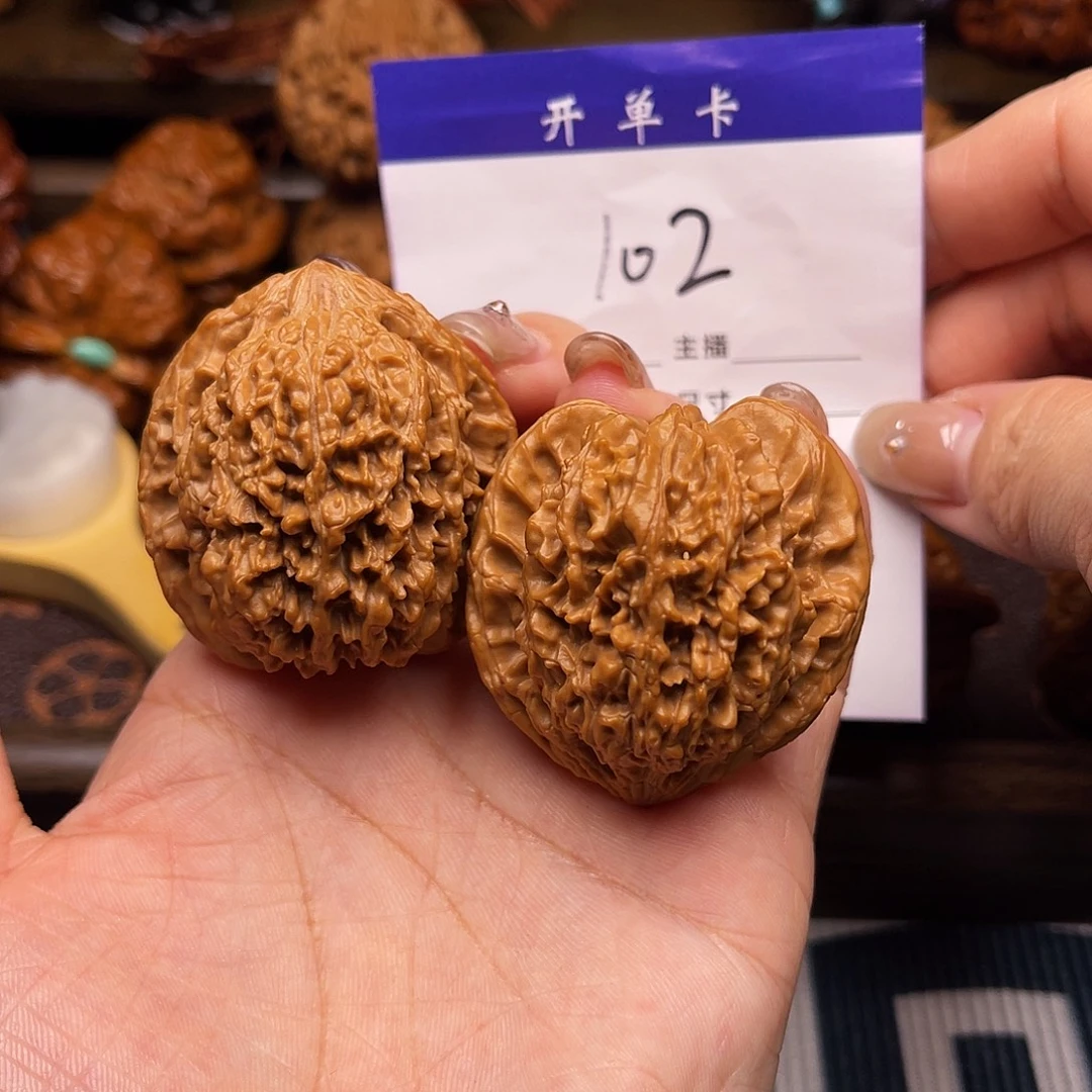 桃核吊坠满天星40+