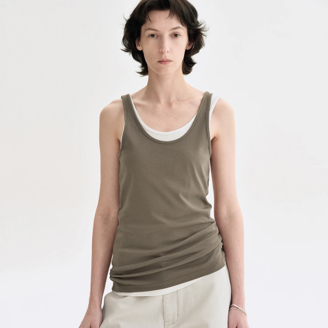 白弓BAIGONG/2025新款夏日百搭实穿U领背心53799X