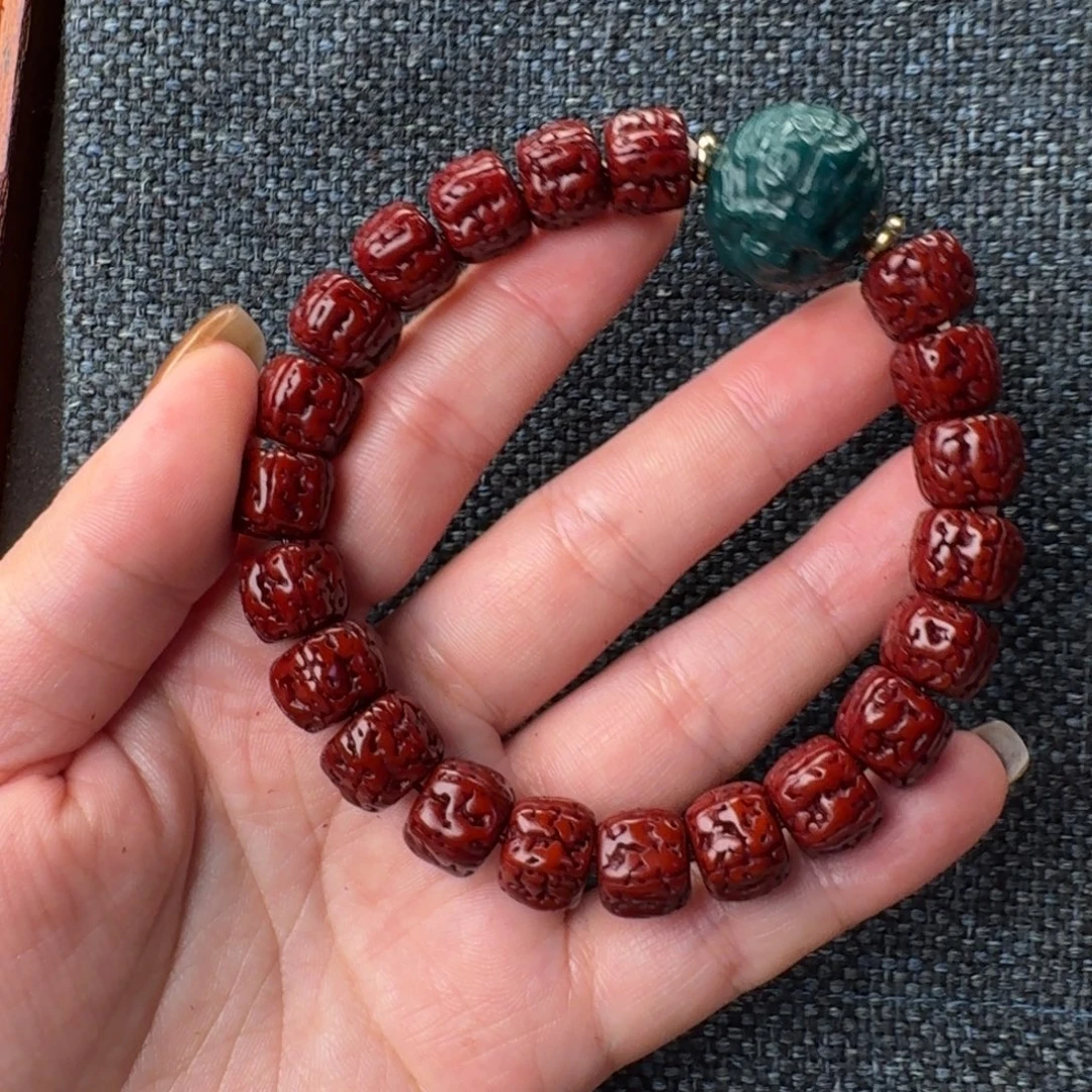 金刚菩提吊坠盘龙