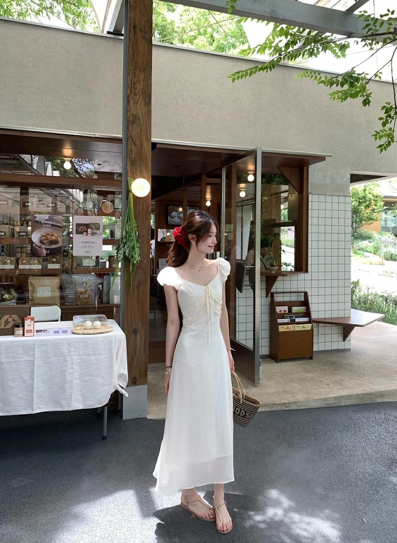 泡泡袖无袖高腰荷叶领法式小个子时尚连衣裙显瘦复古