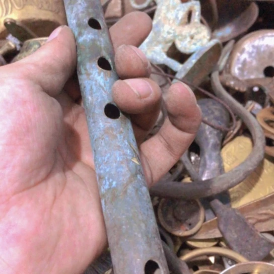 磷***结闪电购铜摆件工艺品