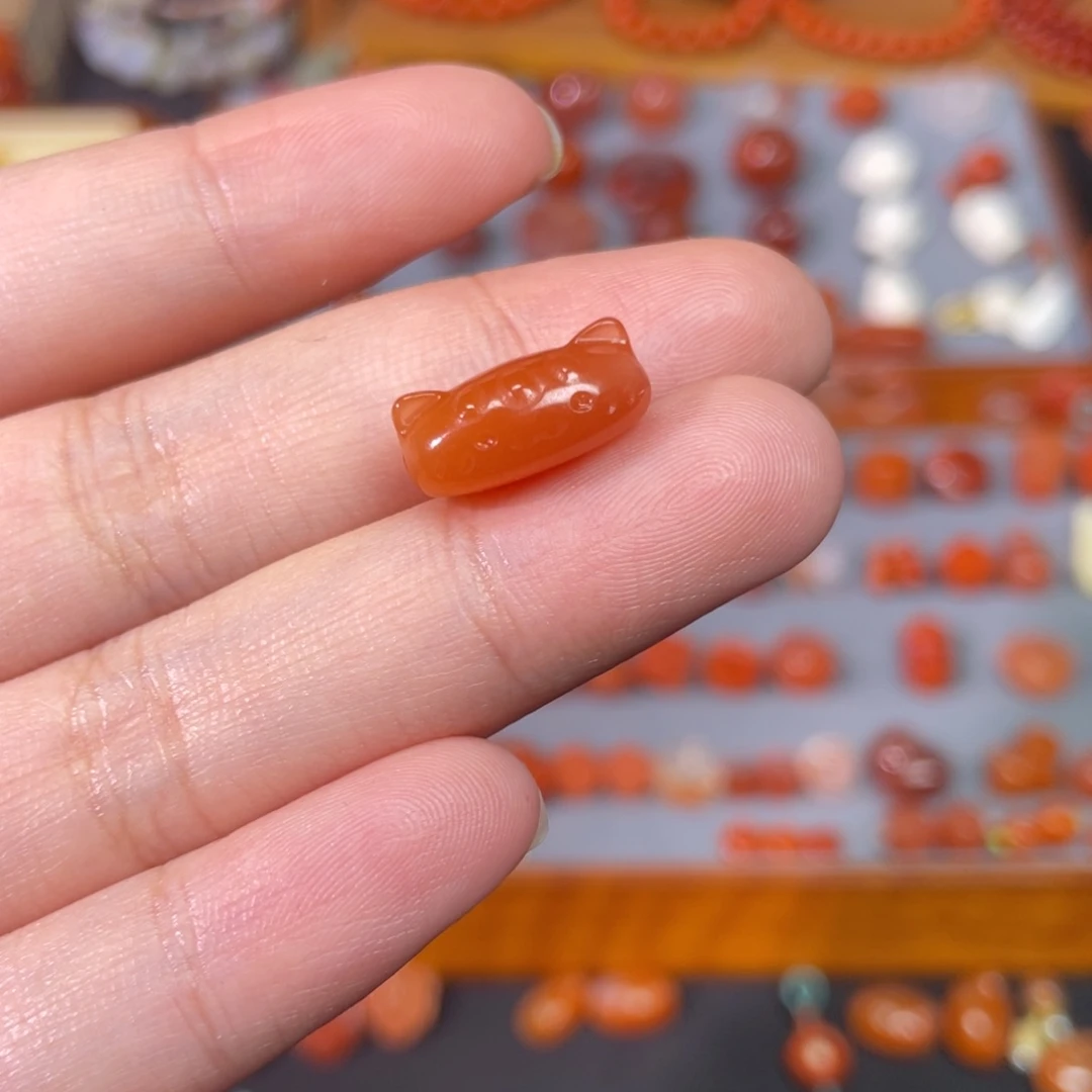 南红玛瑙未镶嵌法棍猫