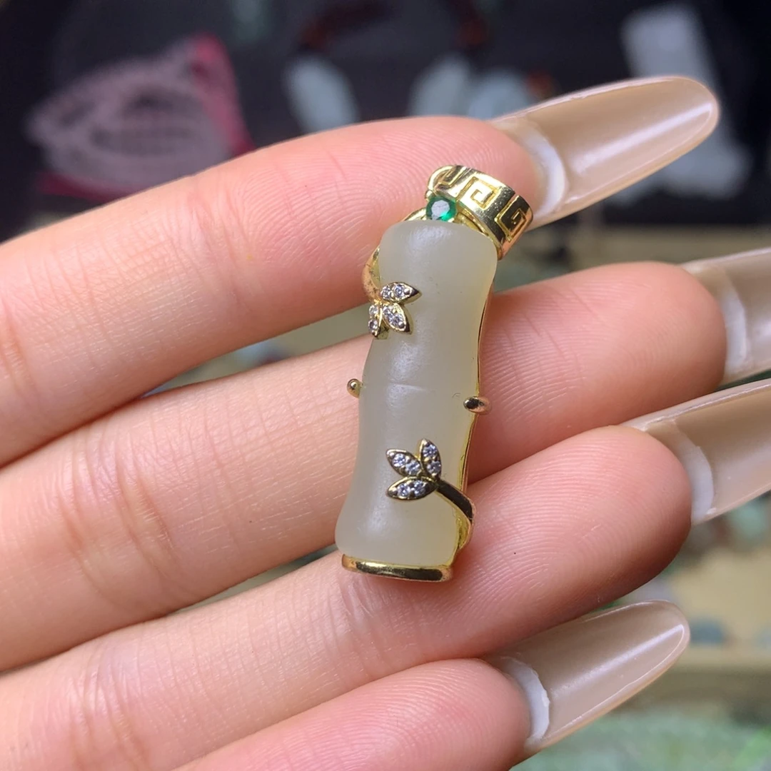 和田玉挂件未镶嵌