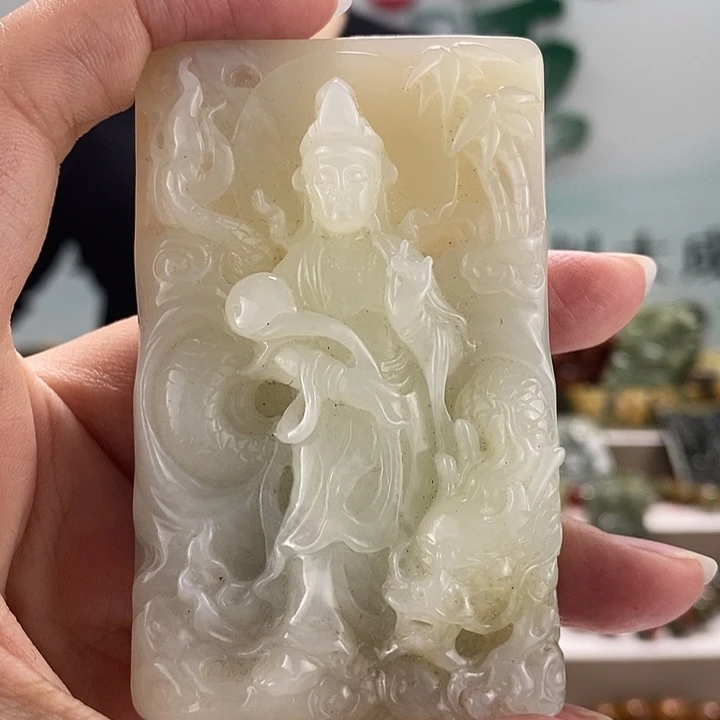 和田玉未镶嵌颈饰大**金