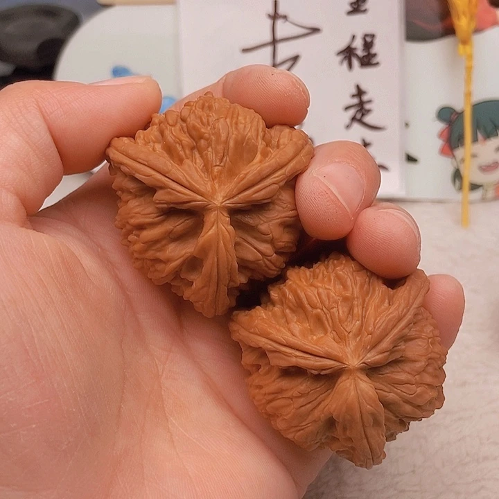 吊坠文玩核桃西**人三棱
