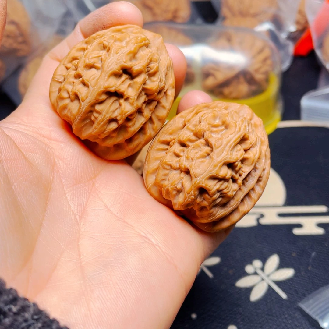吊坠文玩核桃红锦鲤