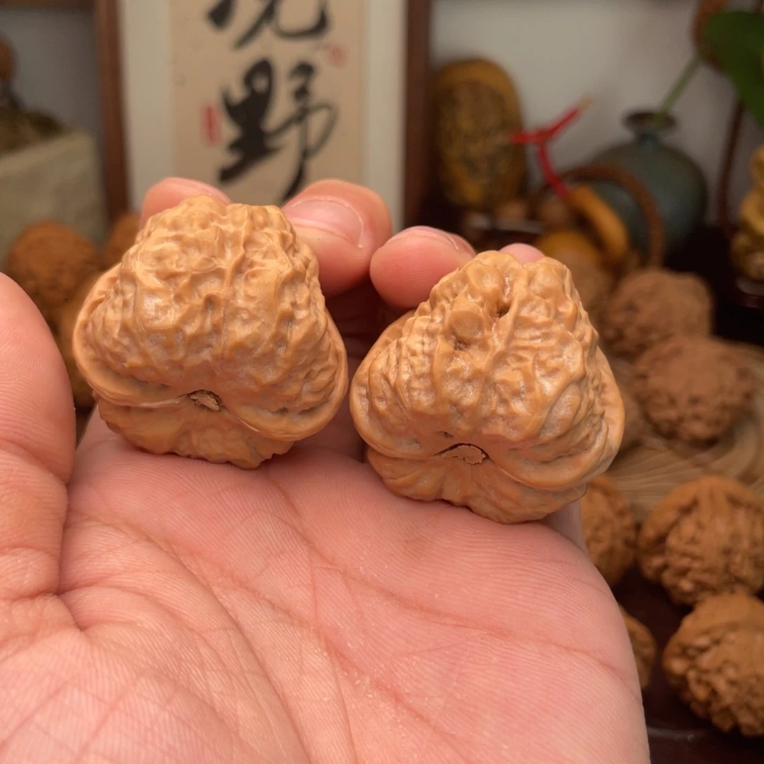 文玩核桃把件蛤蟆头38