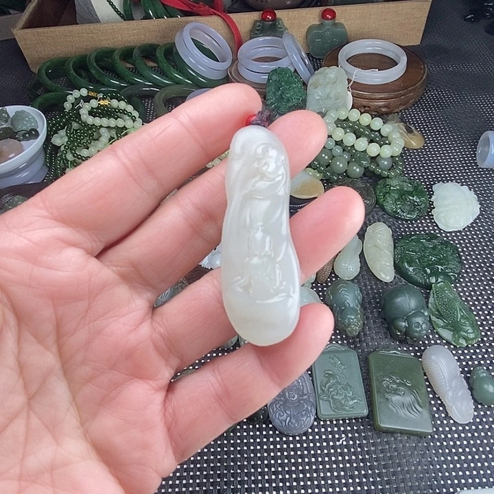 和田玉（白玉）未镶嵌颈饰