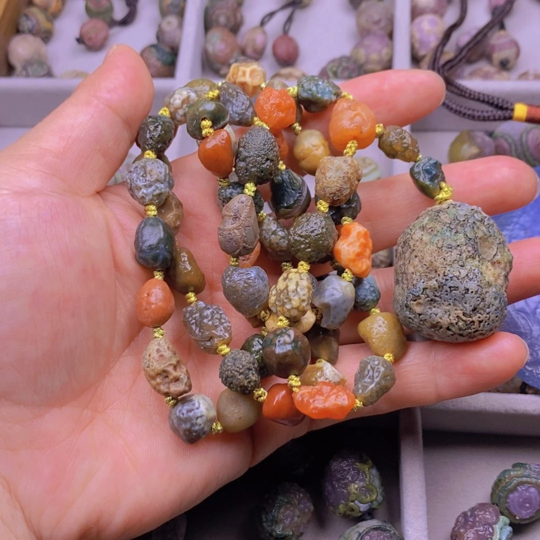 合金颈饰玛瑙/玉髓