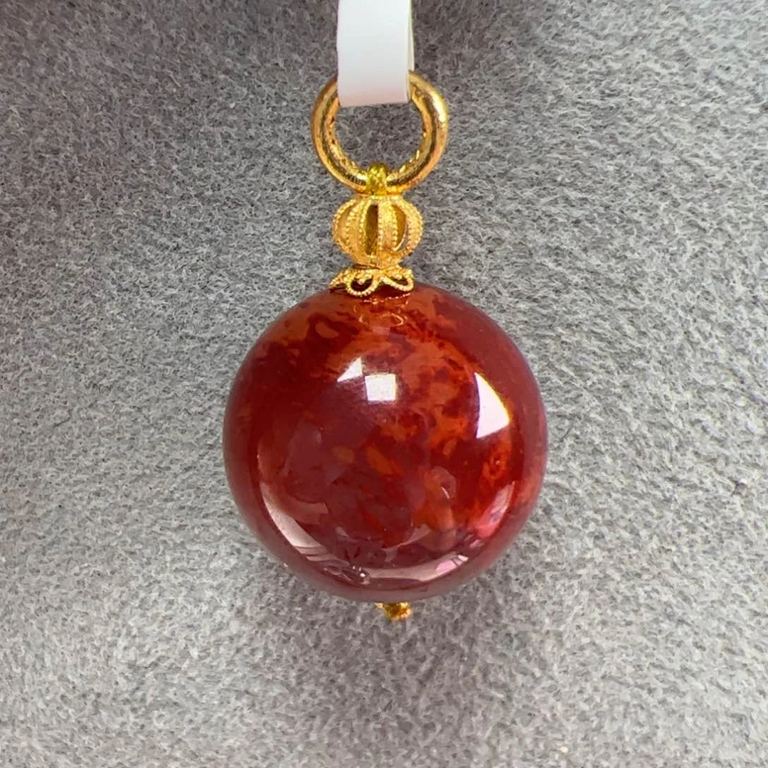 南红玛瑙牛血火焰吊坠15+18K金镶嵌