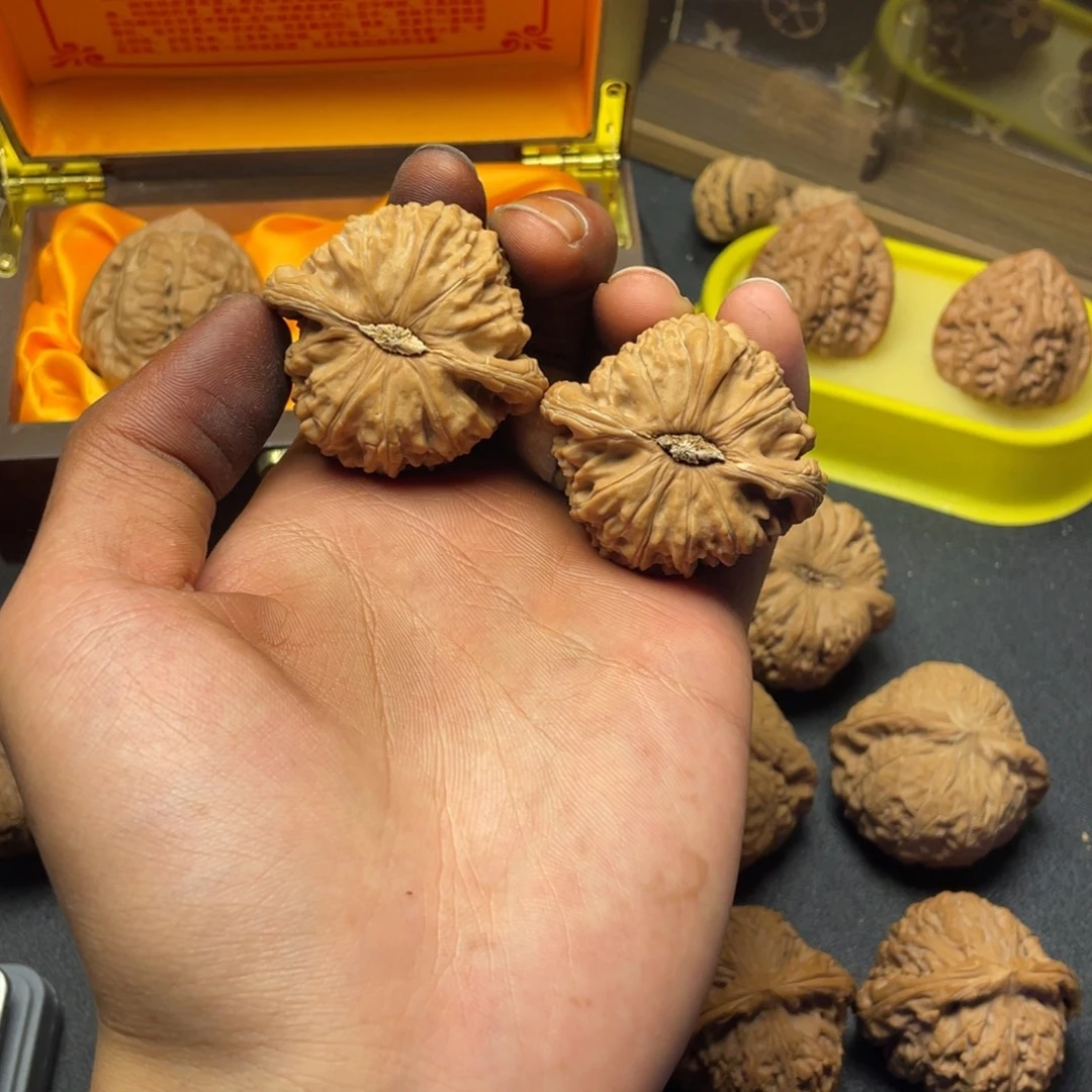 吊坠文玩核桃白狮子
