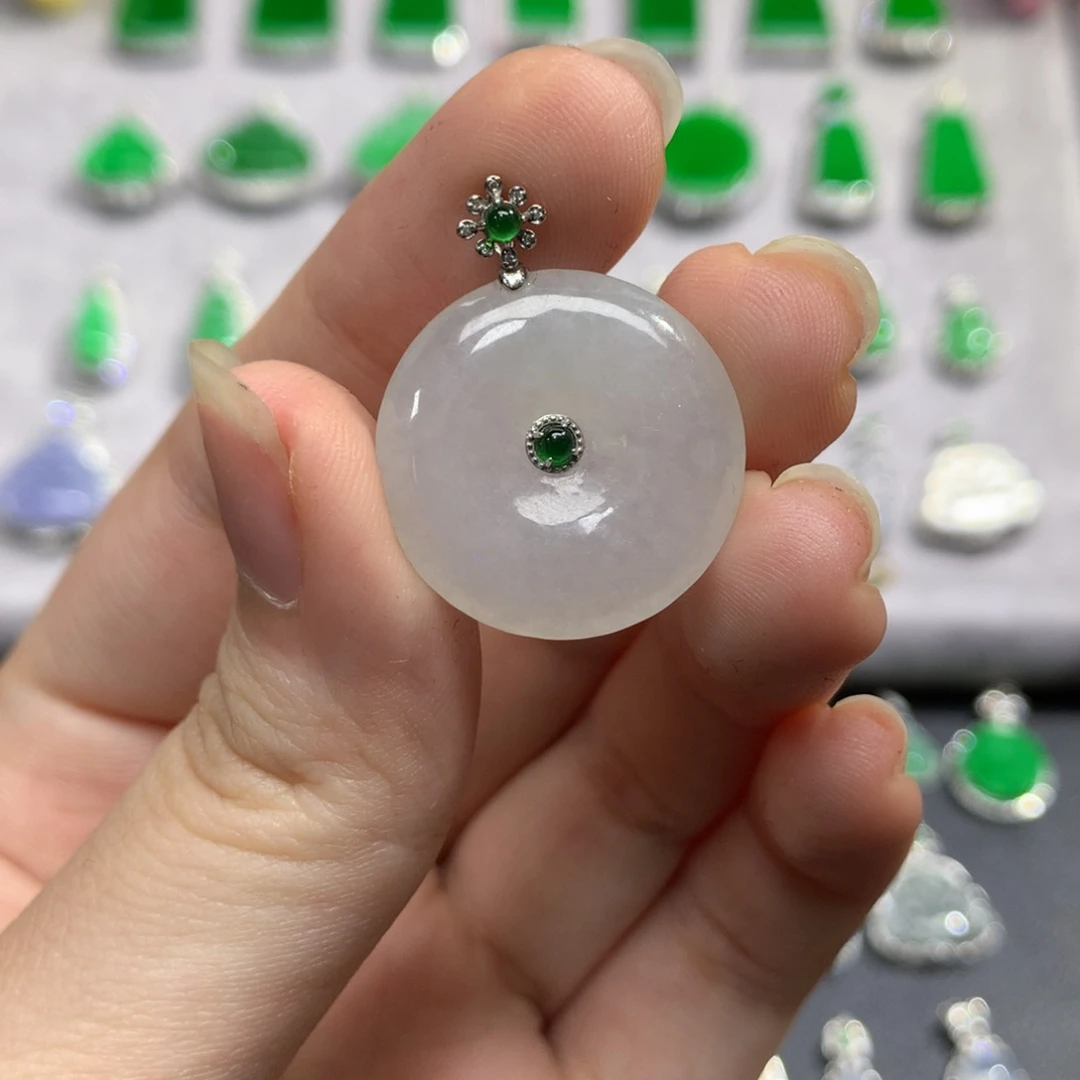 翡翠18K金镶嵌吊坠(不含链)