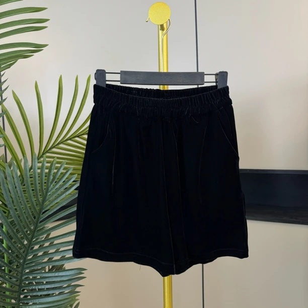 8078【佳衣恋】定制丝绒高腰显瘦时尚气质百搭松紧腰短裤