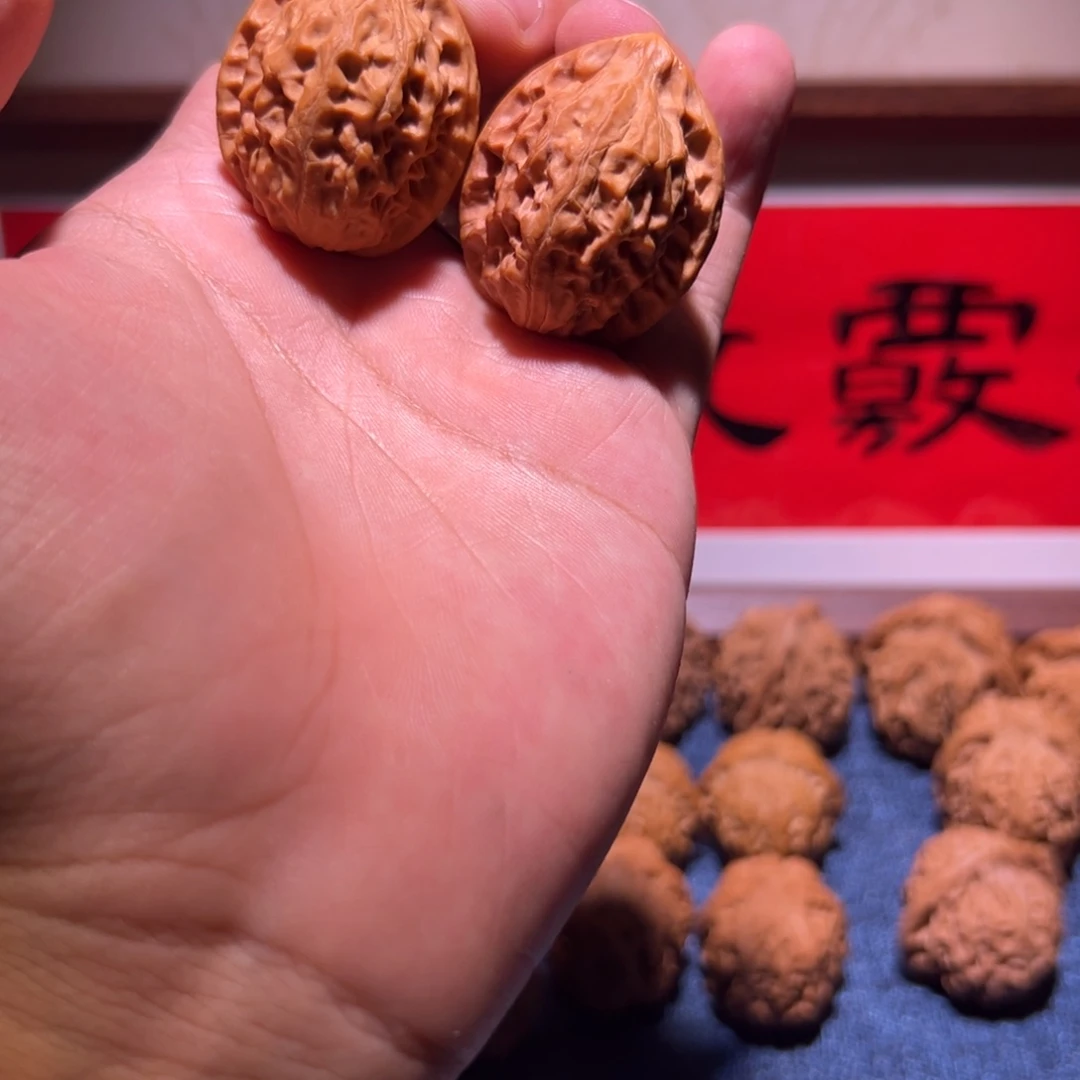 文玩核桃把件31大红袍一对