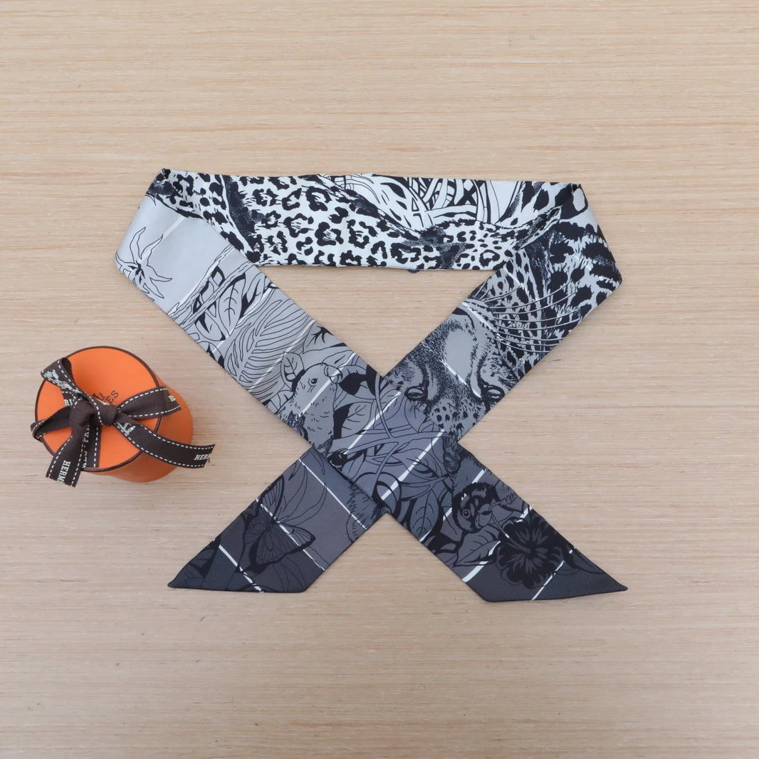 99新 Hermes/爱马仕 小花柳 图案 桑蚕丝 twily 丝巾