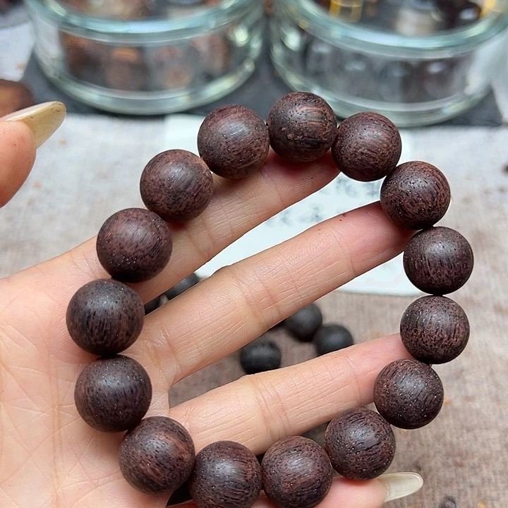 降真香手串/手链降真香1.5绿油满结晶超一档。