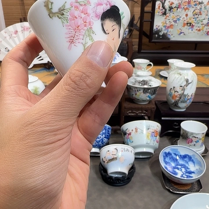 青****景德镇陶瓷艺术品